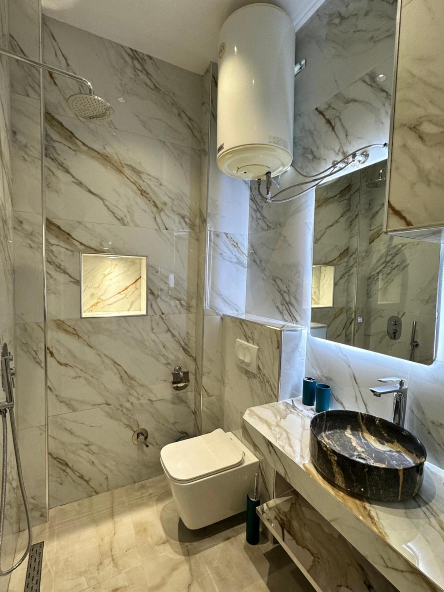 Troy Aparthotel Драч Екстериор снимка