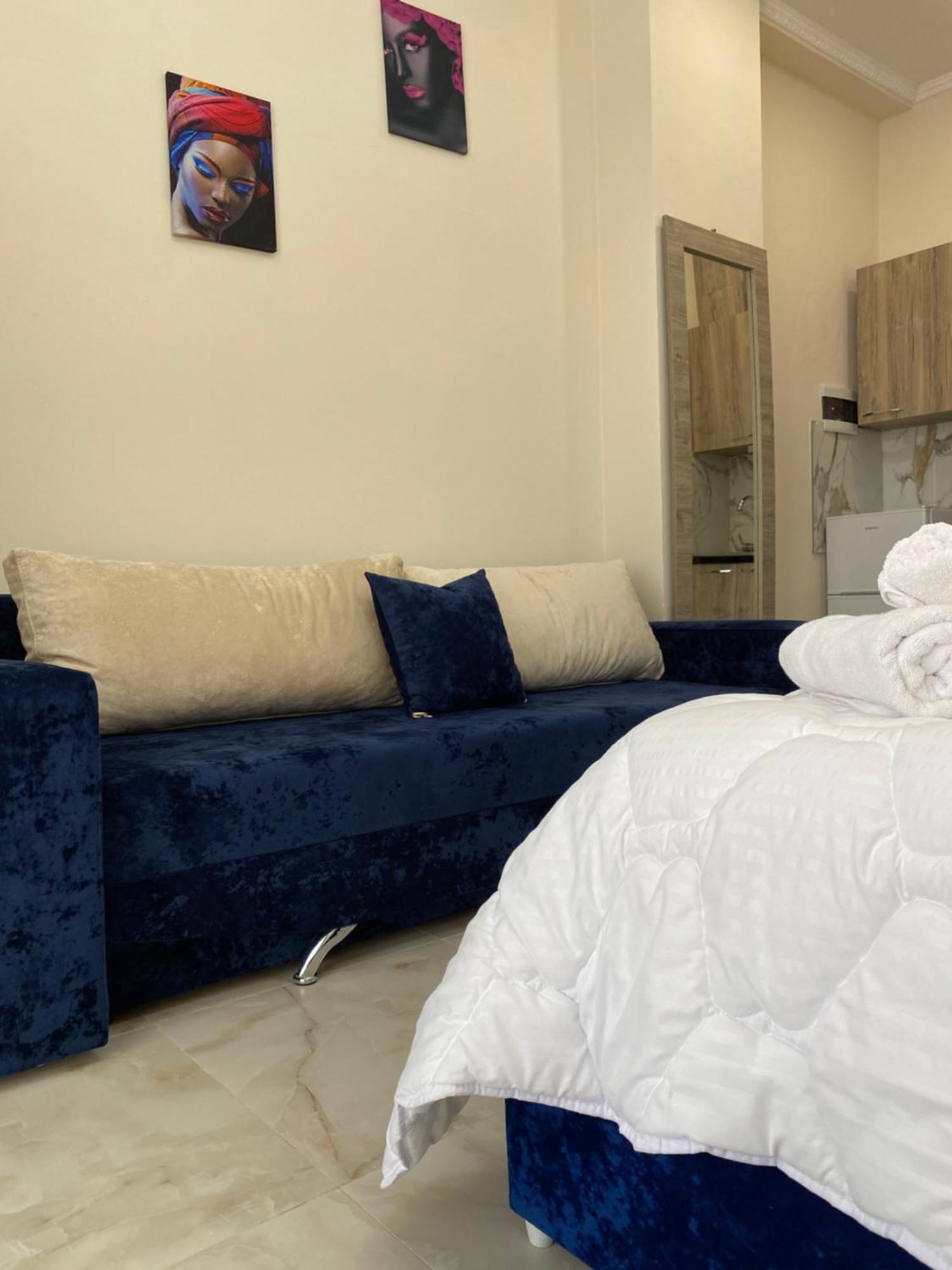 Troy Aparthotel Драч Екстериор снимка