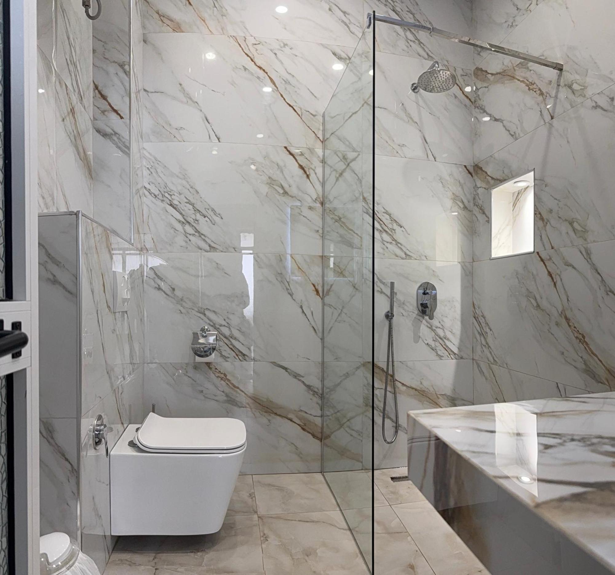 Troy Aparthotel Драч Екстериор снимка